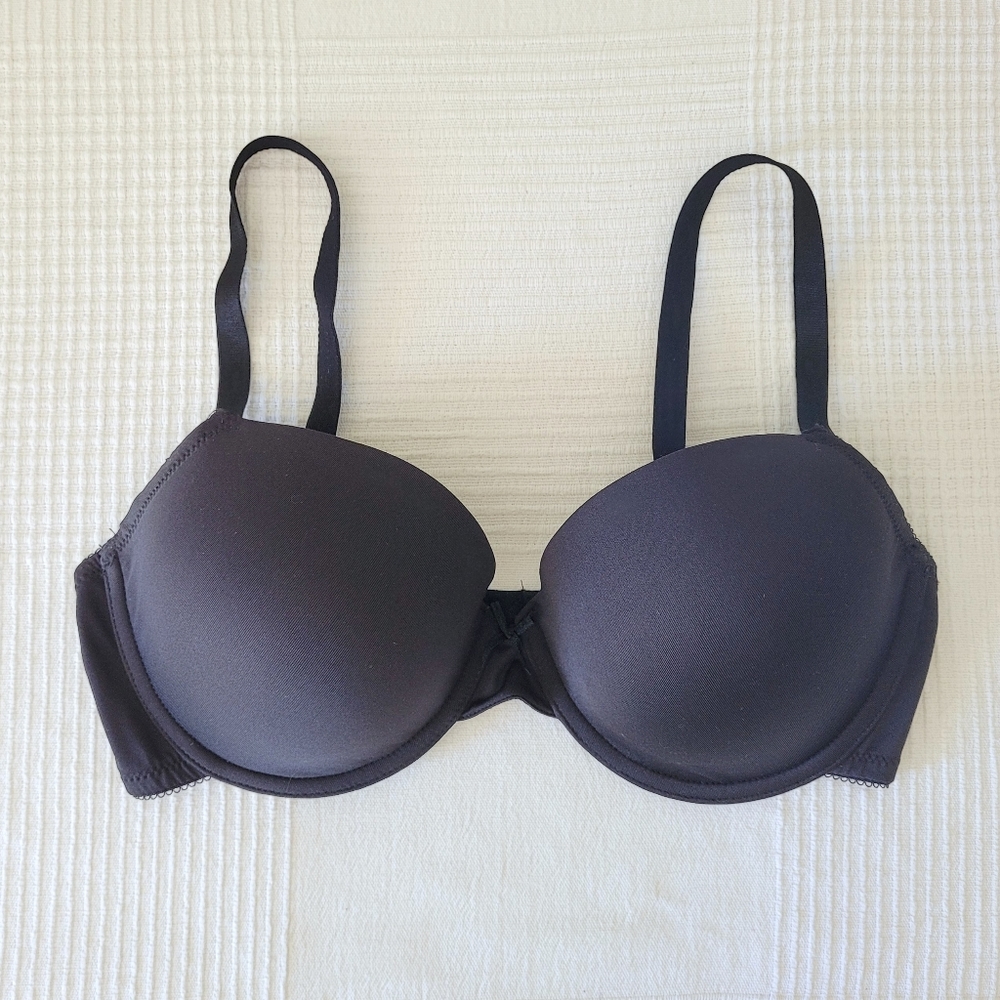 ASOS Black T-Shirt Bra Sz 34DD